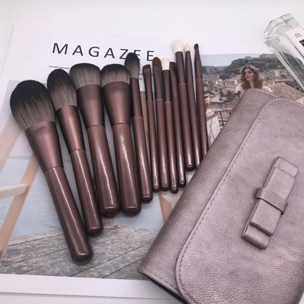 Set pensule de machiaj 12 piese