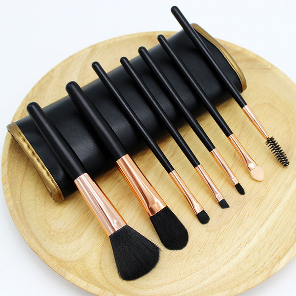 Set četkica za šminkanje različiti brojevi