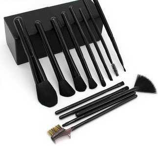 Set de machiaj - perii cu par artificial