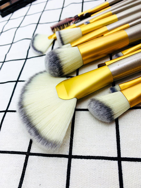 Meigipintslite komplekt 7,12,18,24 tk, nahkümbrisega