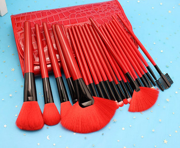 Set pensule de machiaj cu kit