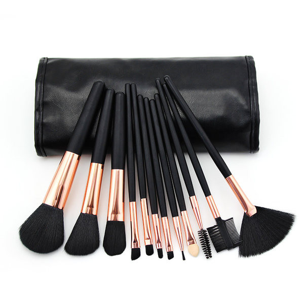 Set četkica za šminkanje s kompletom