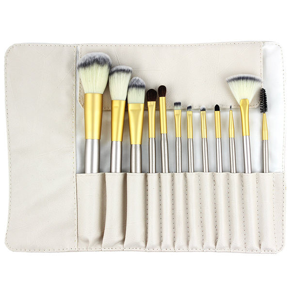 Σετ με 12 πινέλα μακιγιάζ