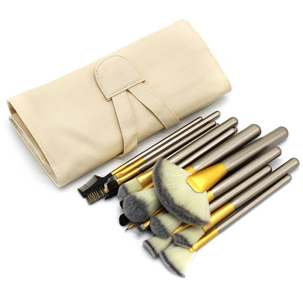 Set četkica za šminkanje s kompletom