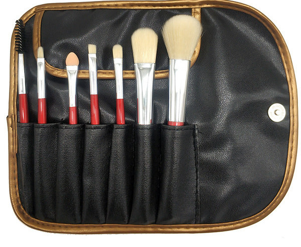 Σετ με 5,7,12,18,24 πινέλα μακιγιάζ