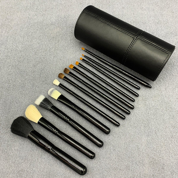 12 pensule de machiaj cu carcasă în formă de cilindru