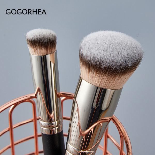 Sminkecset fa nyéllel - különböző modellek