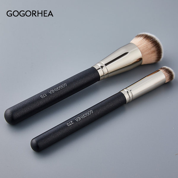 Sminkecset fa nyéllel - különböző modellek