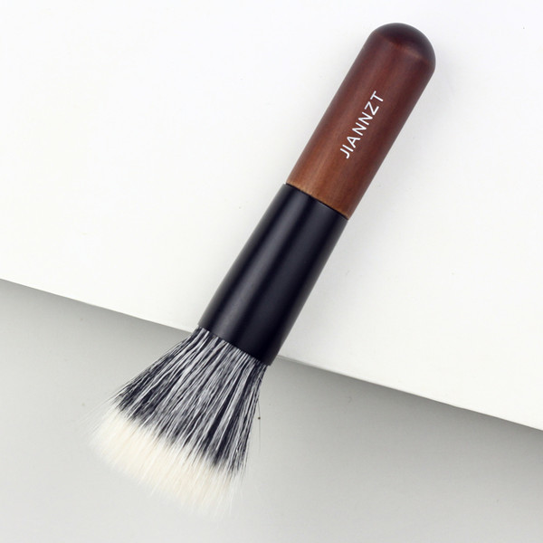 Mini pensule de machiaj - mai multe modele