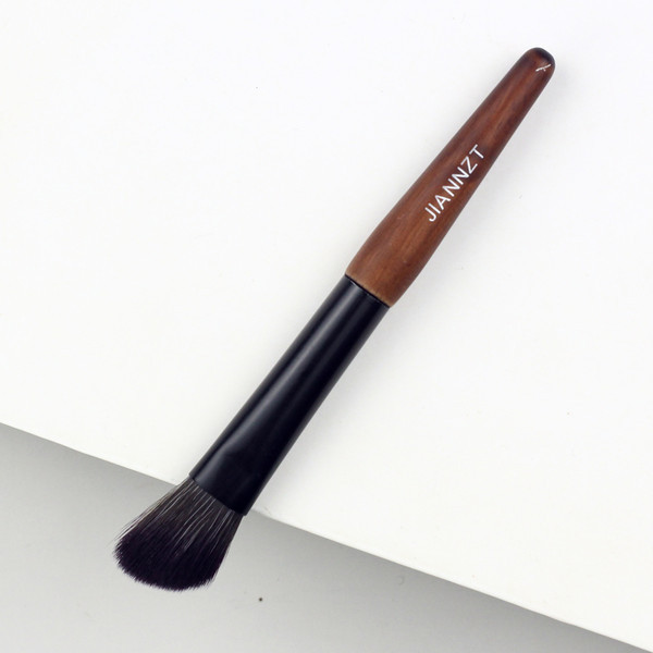 Mini pensule de machiaj - mai multe modele