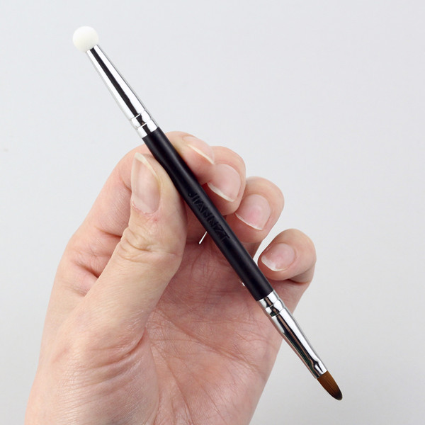 Perie cu două capete de machiaj