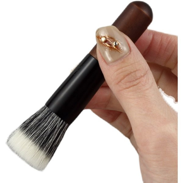 Mini pensula pentru blush