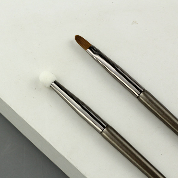 Sminkecset fa nyéllel - két modell