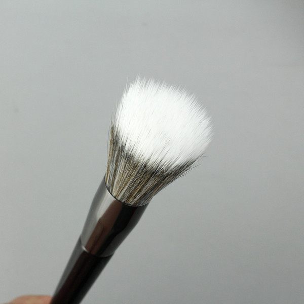 Četkica za rumenilo