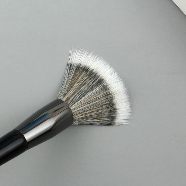 Četkica za rumenilo