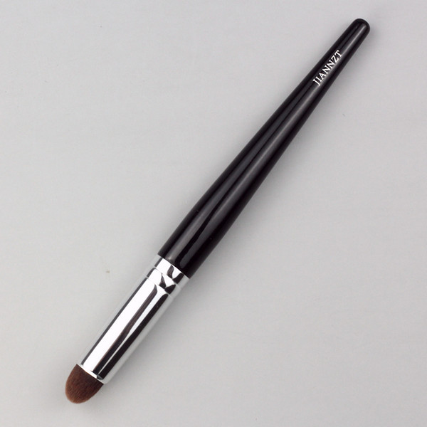 Četka s okruglom glavom za nanošenje korektora