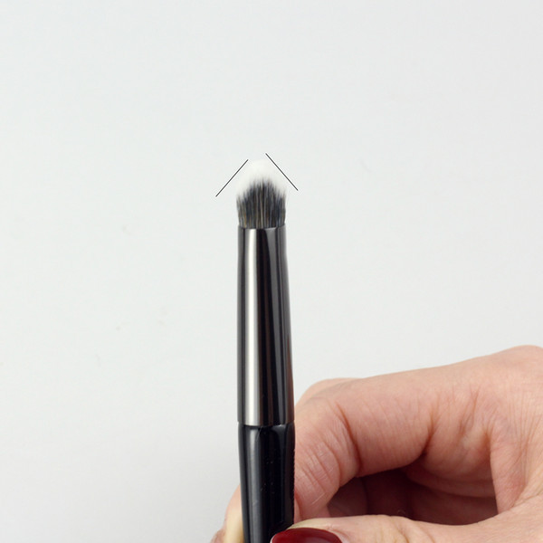 Πινέλο μακιγιάζ λοξότμητο