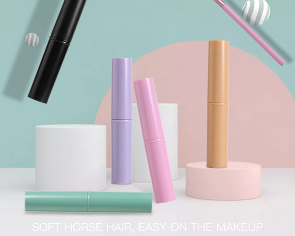 Set pensule de machiaj 5 bucati intr-o cutie de depozitare