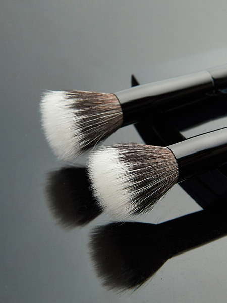 Πινέλο ρουζ με στρογγυλή κεφαλή