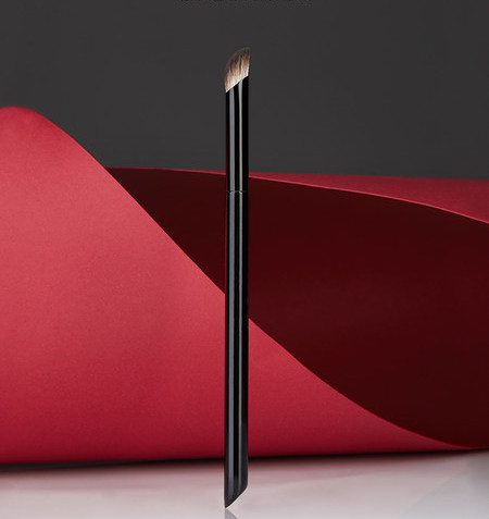 Četka s okruglom glavom za nanošenje korektora