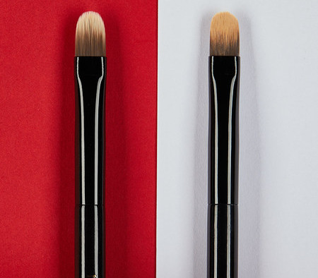 Četka za šminkanje s ravnom glavom