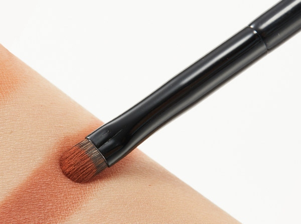 Puha ecset árnyékok felviteléhez