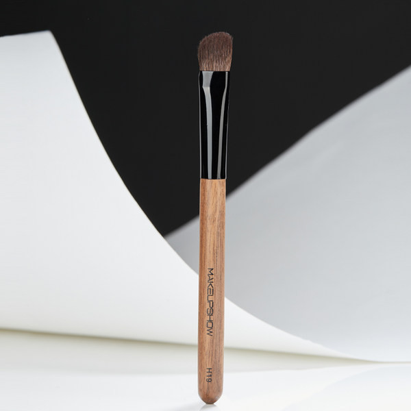 Kosi kist za nanošenje sjena