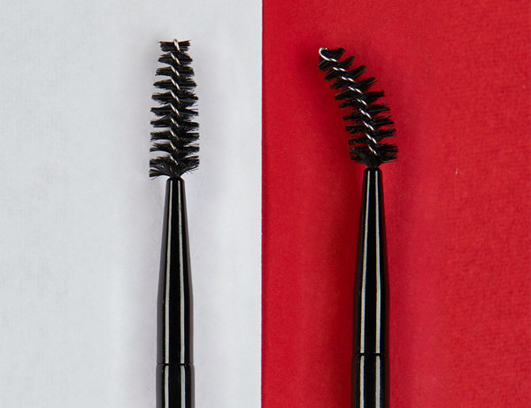 Kozmetička četkica za obrve i trepavice