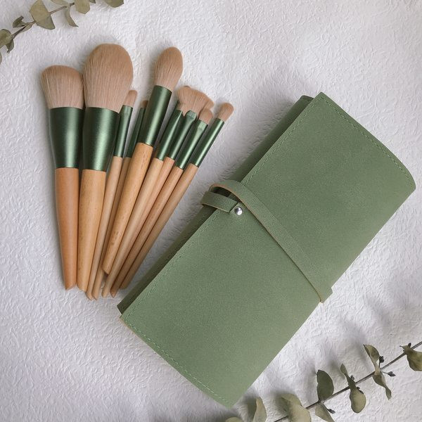 Σετ με 10 πινέλα μακιγιάζ με ξύλινη λαβή
