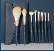 Set de 8 pensule de machiaj cu kit