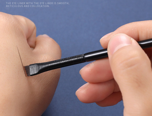 Kosi kist za precizno nanošenje eyelinera - 2 kom