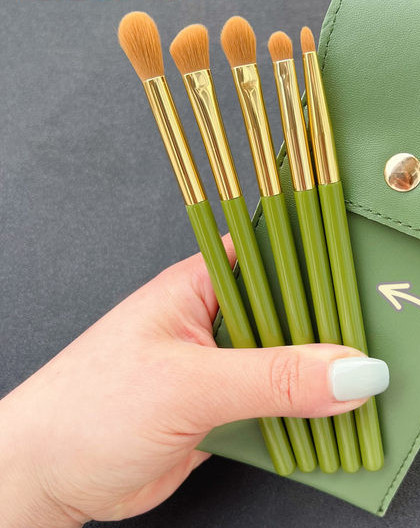 Set četkica za šminkanje - 5 komada