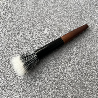 Mini põsepuna pintsel