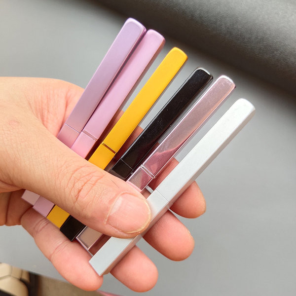 Φορητό πινέλο κραγιόν