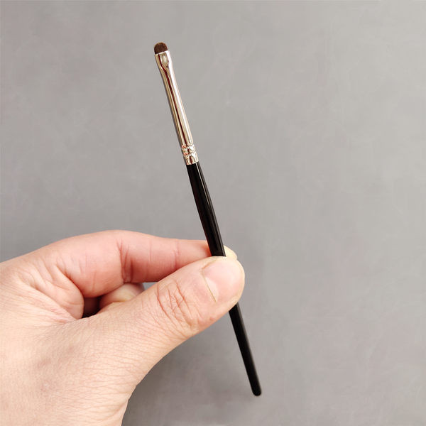 Meka četka za šminku