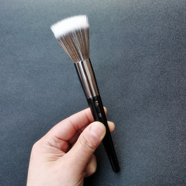 Πινέλο για ρουζ