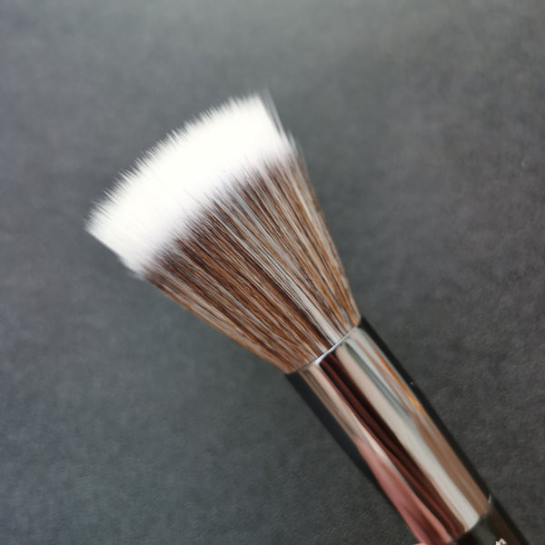 Πινέλο για ρουζ