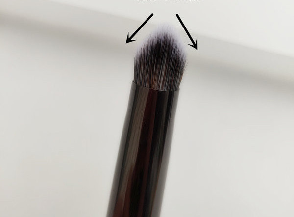 Široki kist za nanošenje korektora