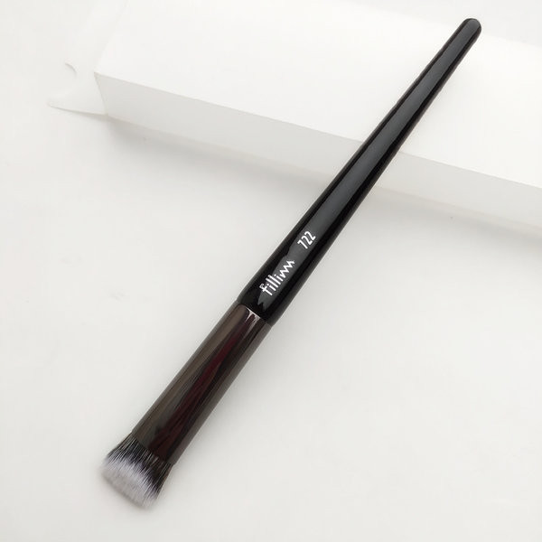 Široki kist za nanošenje korektora