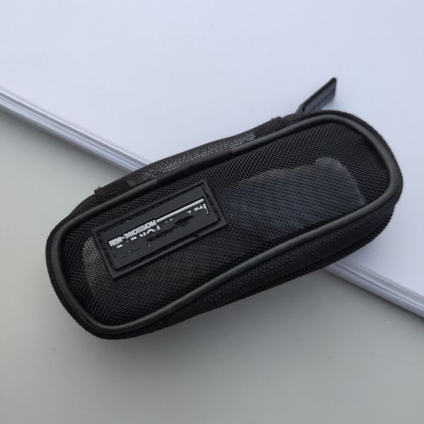 Mala prijenosna četka s kosom glavom