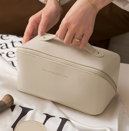 Moteriška kosmetikos krepšys makiažo laikymui