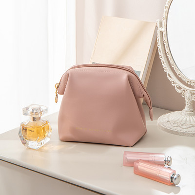 Geanta cosmetica pentru machiaj