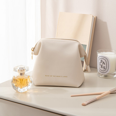 Geanta cosmetica pentru machiaj