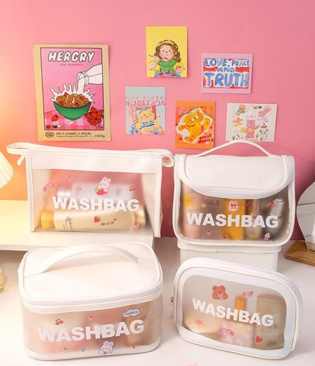 Kosmeetikakohver meigi ja tõmbluku hoidmiseks