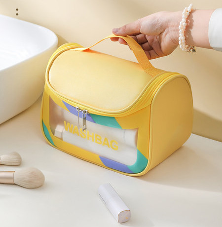Водоустойчива чанта за козметични принадлежности