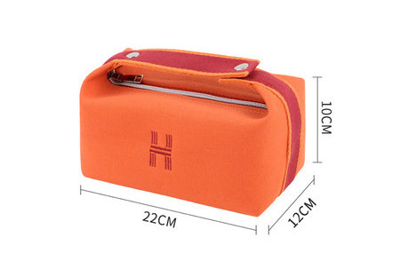 Toalett- és sminkkészlet