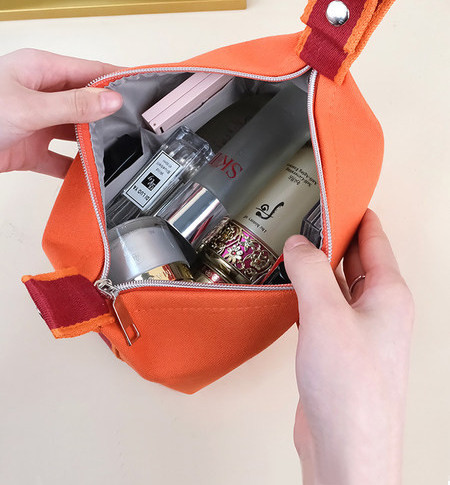 Toalett- és sminkkészlet