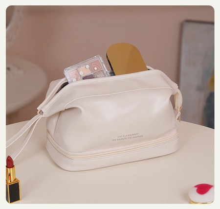 Kozmetička torbica od eko kože