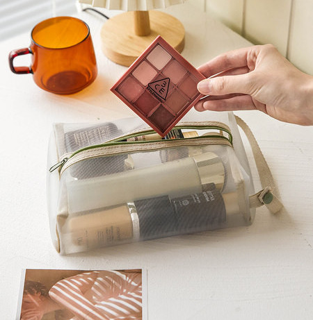 Διχτυωτή φορητή καλλυντική θήκη κατάλληλη για αποθήκευση μακιγιάζ