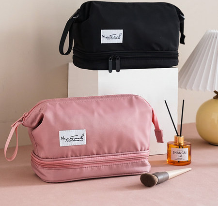 Kosmētikas maciņš ar diviem nodalījumiem, kas piemērots dekoratīvās kosmētikas un tualetes piederumu glabāšanai